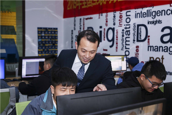 男生學(xué)什么<a href=http://njxh.cn target=_blank class=infotextkey>專業(yè)</a>好？學(xué)什么<a href=http://njxh.cn target=_blank class=infotextkey>專業(yè)</a>有前途？