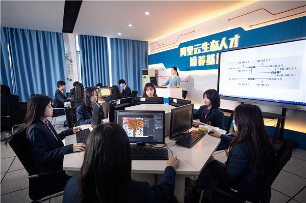 江寧有什么職高學(xué)校？