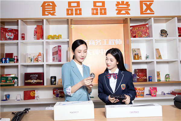 職業(yè)學(xué)校都什么<a href=http://njxh.cn target=_blank class=infotextkey>專業(yè)</a>？